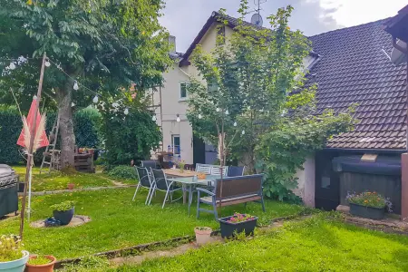 der Immobilie: Haus, Scheune, viel Grundstück, Platz, Ruhe, Burgblick... Ist hier in Breuberg alles zu haben! (Foto)