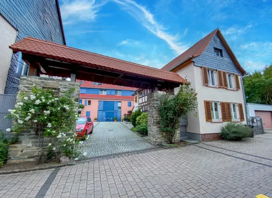 Straßenansicht