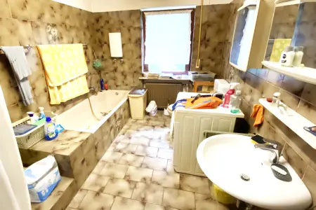 Badezimmer EG