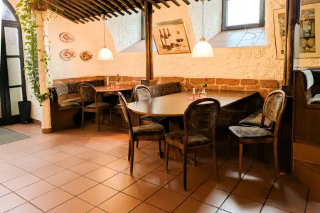 Rossini Gastraum der Immobilie: Objekt mit renommierten Gaststätten und viel Potential im Zentrum von Michelstadt! (Foto)