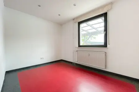 Büro EG