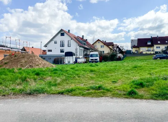 Grundstück