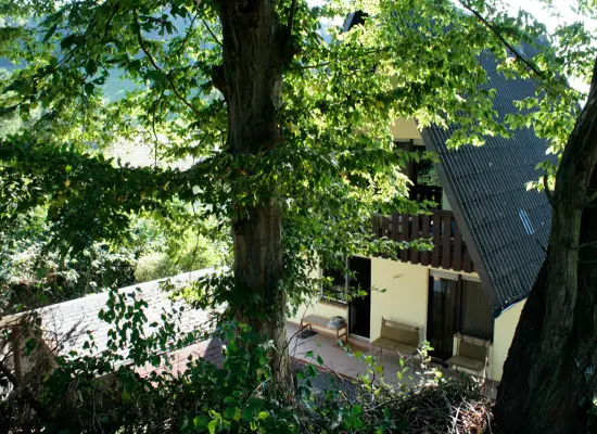 Ansicht-NO der Immobilie: Liebhaberobjekt in ruhiger, sonniger Lage von Erbach Erlenbach! (Foto)