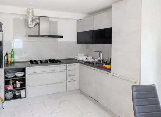 EG-Kochen der Immobilie: Ein- / Zwei-Familien-Haus in Erlenbach Mechenhard - interessant für Selbstnutzer & Kapitalanleger! (Foto)
