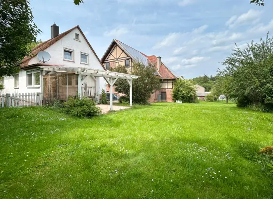 Garten mit Terrasse
