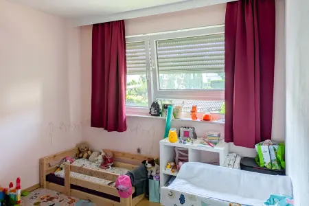 Schlafen der Immobilie: Sofort frei & nahe Darmstadt: 2-Zimmer-ETW für Selbstnutzer oder Kapitalanleger! (Foto)