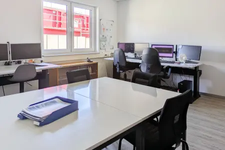 BG-Büro der Immobilie: Neuwertiges Gewerbeobjekt – Büro-Gebäude, Lager- & Werk-Halle
in Erbach! (Foto)