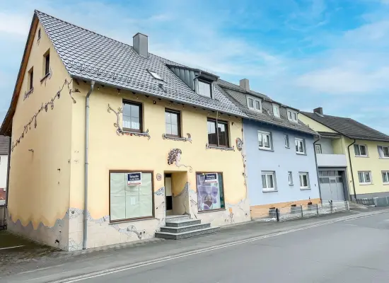 Vorderhaus (Wohnen-/Gewerbe)