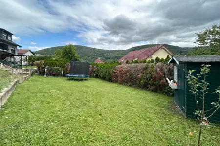 Garten der Immobilie: Ihr neues Familienglück in Breitendiel – Großzügig, modern und mit herrlichem Außenbereich! (Foto)