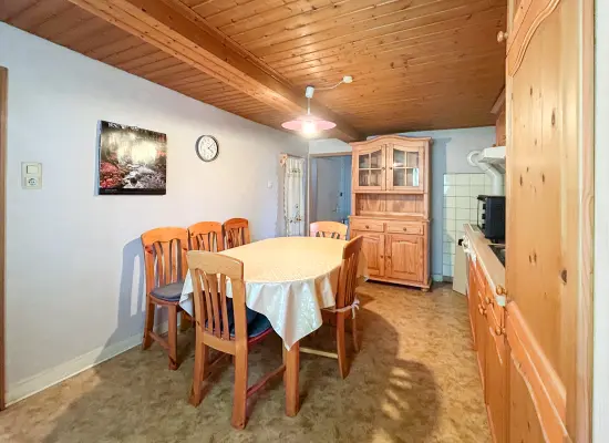 Küche der Immobilie: Mehrgenerationenhaus - Großzügiges Einfamilienhaus mit viel Platz und Charme in Mainnähe! (Foto)