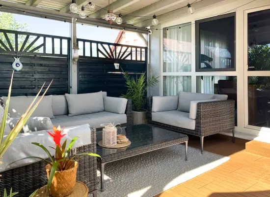 Terrasse der Immobilie: Modernes Einfamilienhaus – Familienidyll am Main (Foto)