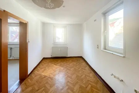 der Immobilie: Ein Haus mit Geschichte – und Raum für ein neues Kapitel! (Foto)