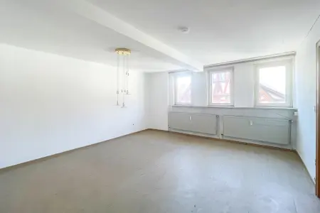 der Immobilie: Ein Haus mit Geschichte – und Raum für ein neues Kapitel! (Foto)