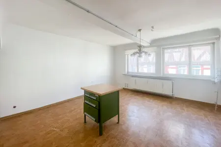 der Immobilie: Ein Haus mit Geschichte – und Raum für ein neues Kapitel! (Foto)