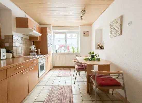 Küche EG der Immobilie: Ein Zuhause zum Verlieben – Platz für Ihre Familie und Ihre Träume! (Foto)