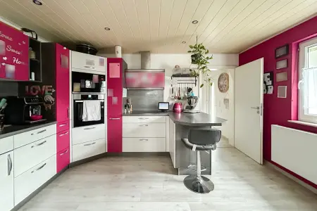 Küche der Immobilie: Platz für die ganze Familie – modernisiertes Einfamilienhaus mit Gartenparadies, Garage und Carport! (Foto)